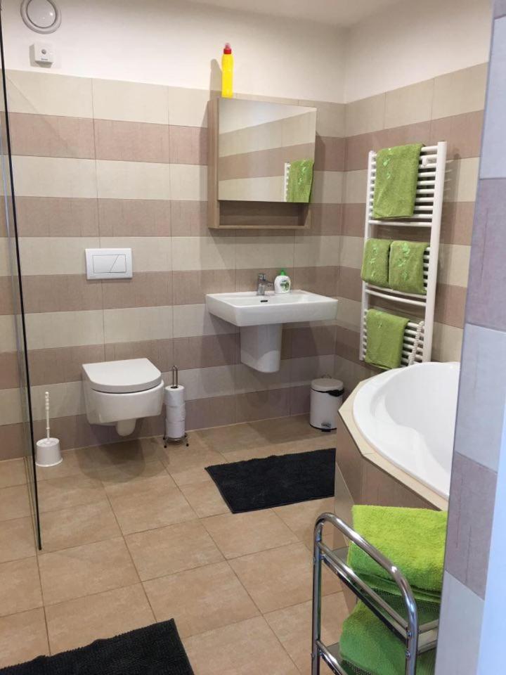 Lusatia House - Housity