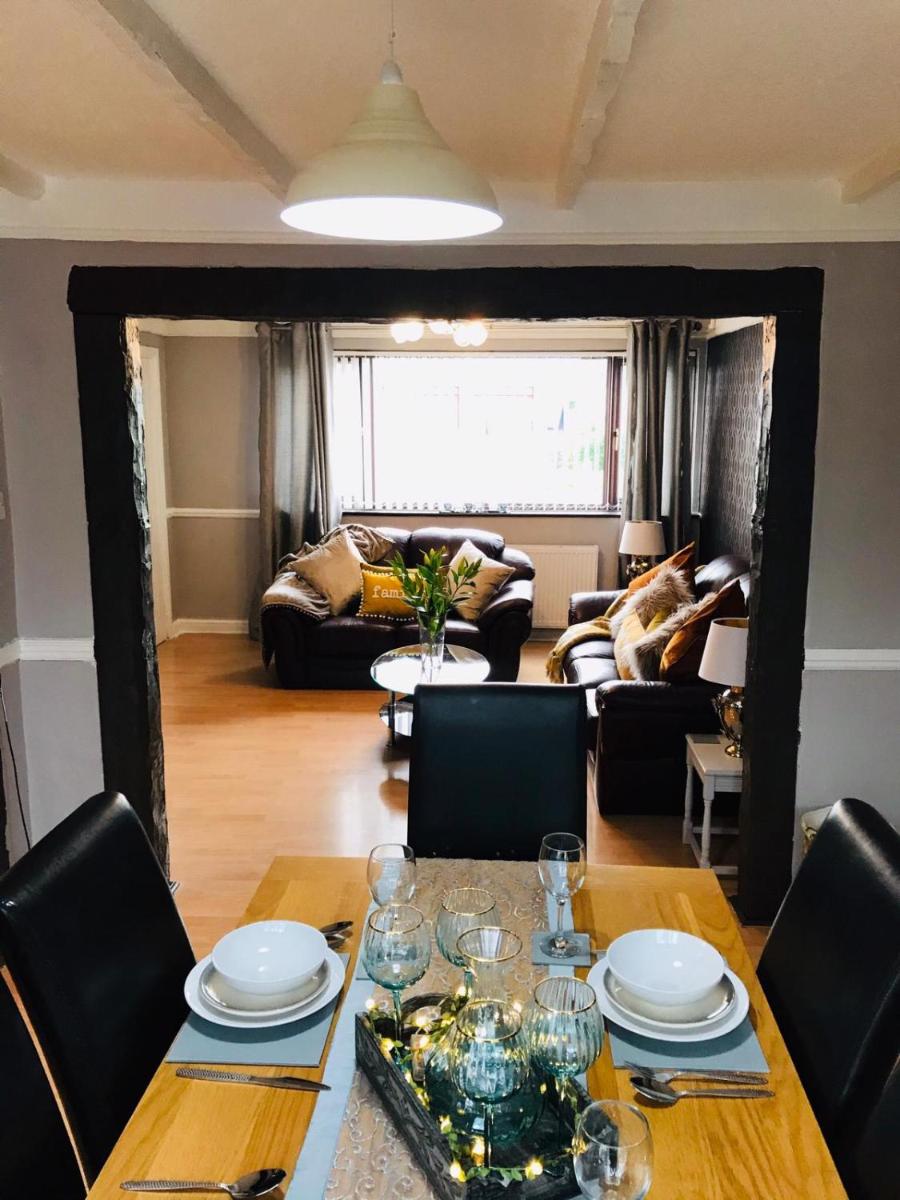 Babsysplace - Open Plan 3 Bed Townhouse - Housity