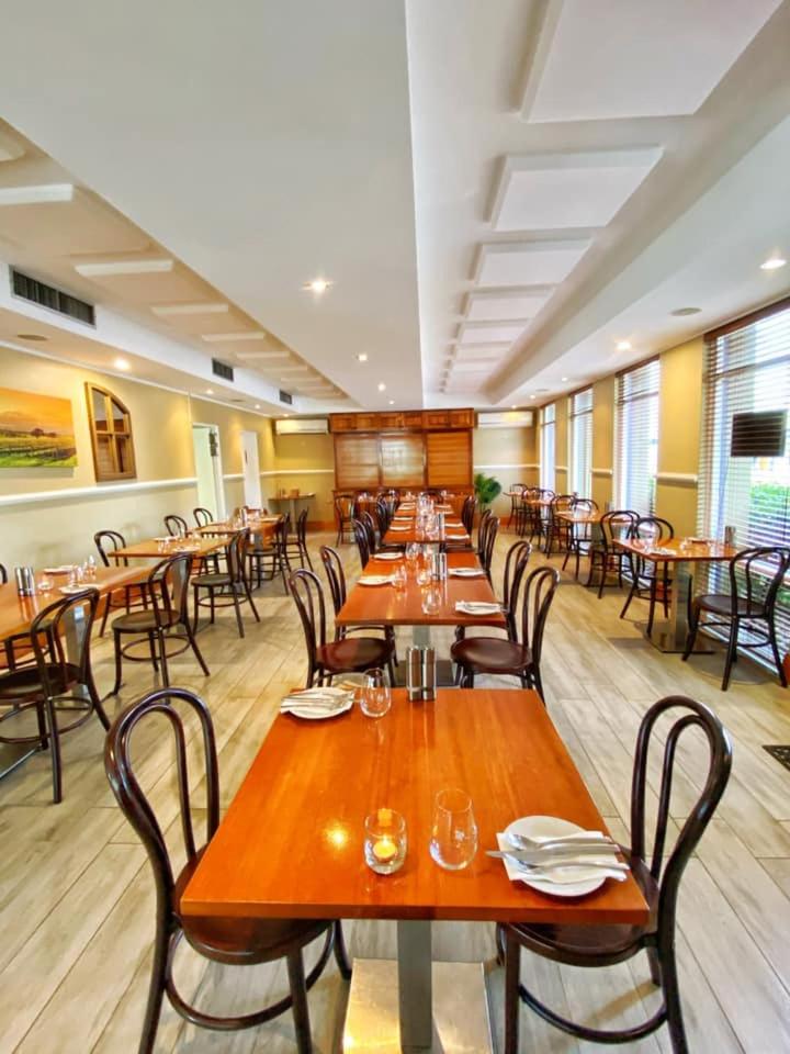 Mid City Motor Inn Singleton - Housity