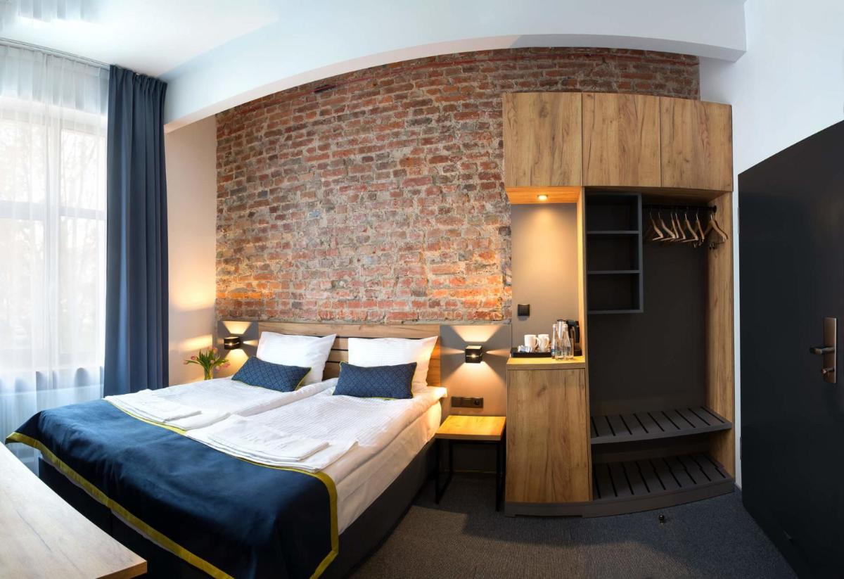 Hotel Mokotów - Housity