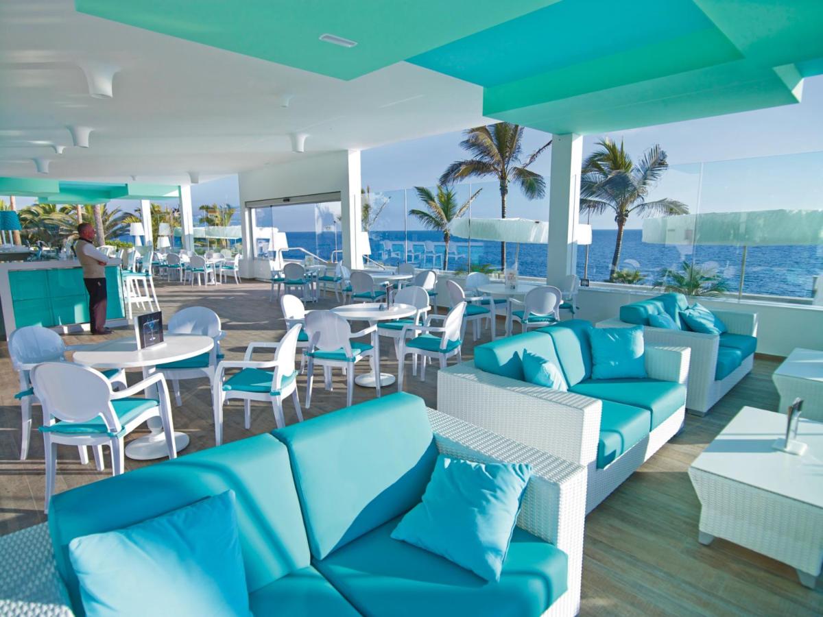 Zona de estar de Hotel Riu Palace Meloneras