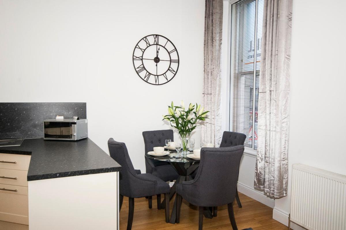Parkhill Luxury Serviced Apartments - City Centre Apartments - Housity