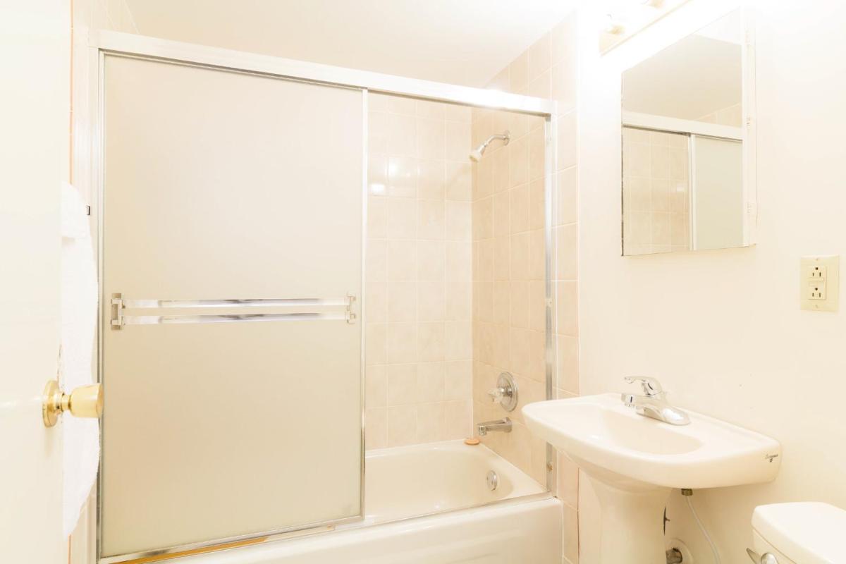Suitetrails - English Bay Hotel