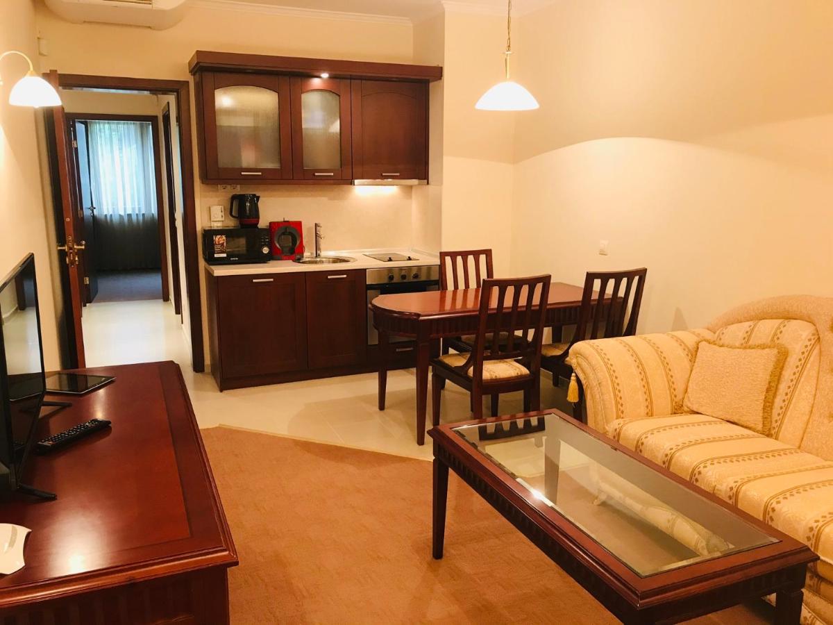 Luxury Downtown Apartment - Gondola - Housity