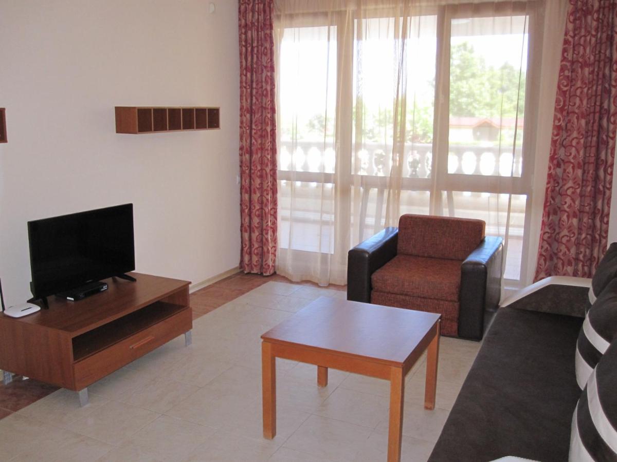 Suitetrails - Byala Palace Apartments