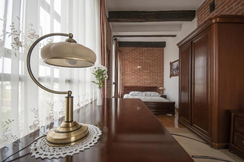 Hotel Restauracja Pod Parowozem - Housity