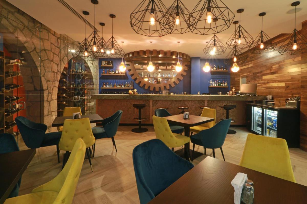 Hotel Indigo Guanajuato by IHG - Housity