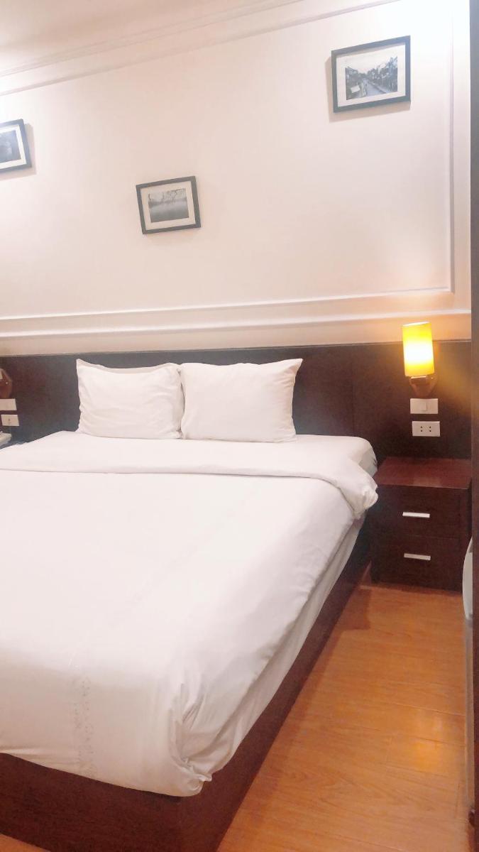 Rising Dragon Legend Hotel - Housity
