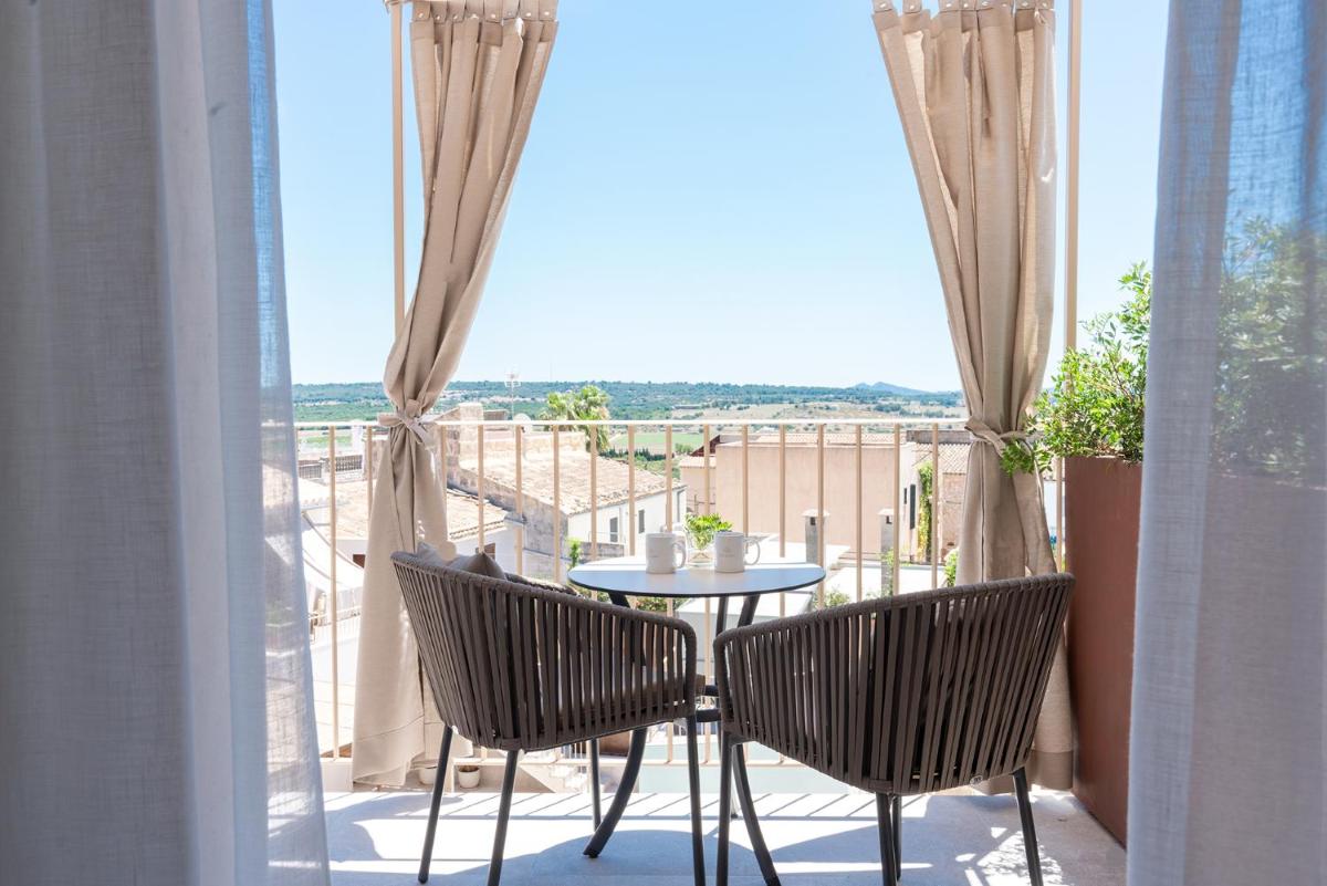 Un balcón o terraza de Ynaira hotel & Spa