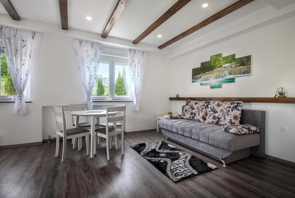 Studio apartments Kaya - Housity