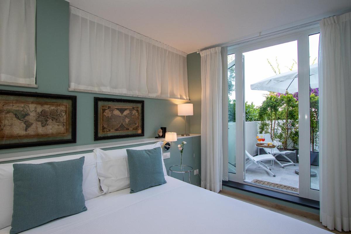 Blu Hotel - Housity