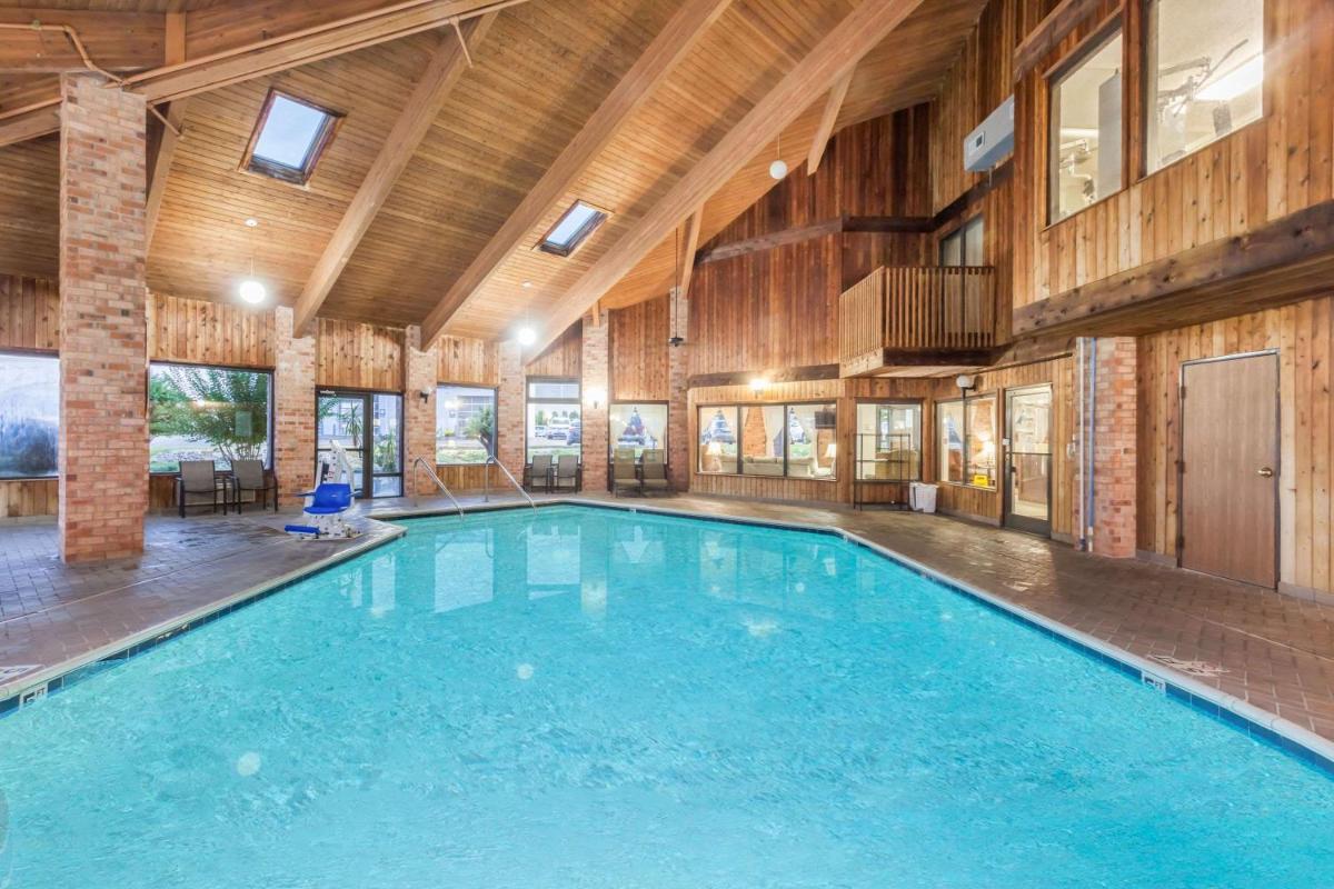 Baymont by Wyndham Jackson - Housity