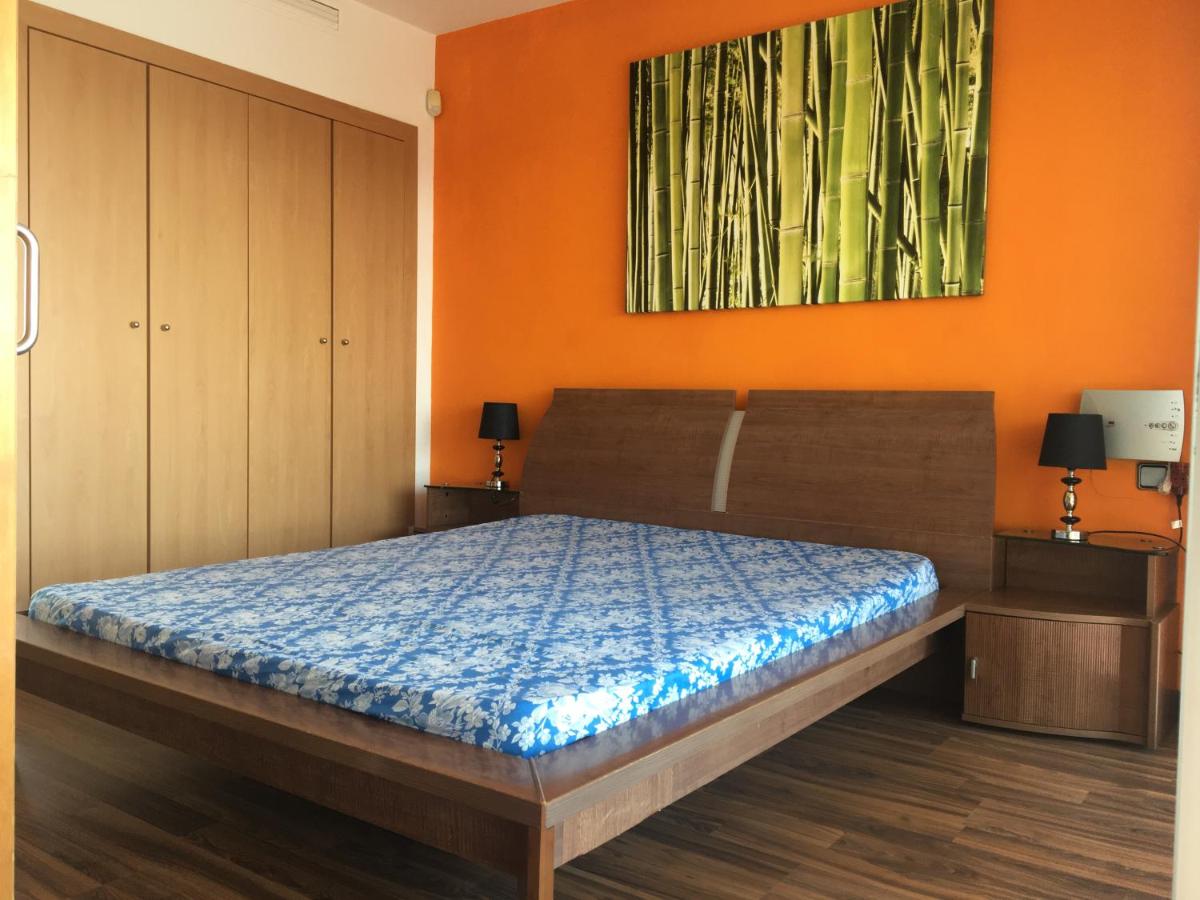 Vue Panoramique sur la Mediterrannée, appartement sur canal & proche plage - Housity