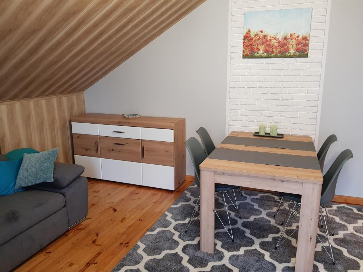 ZIELONE ZACISZE Joanna Kulpa - Housity