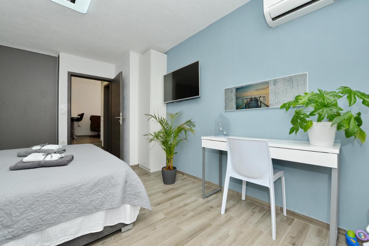 POP&ROCK HOLIDAY HOUSE ZADAR - Housity