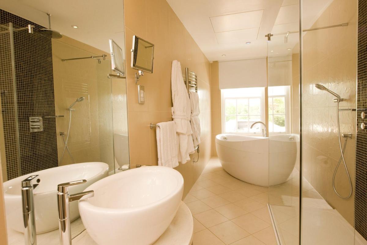 Hotel du Vin Cannizaro House Wimbledon - Housity