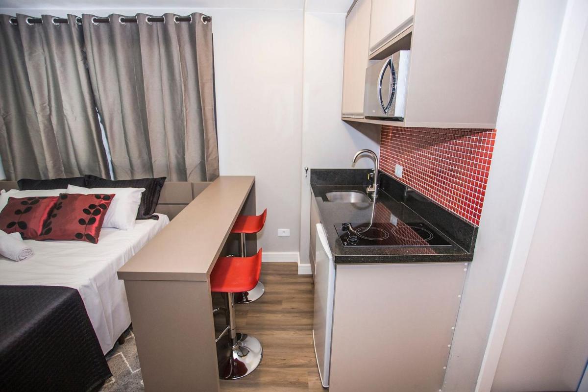 Studio no Centro de Curitiba - ALL1119 - Housity