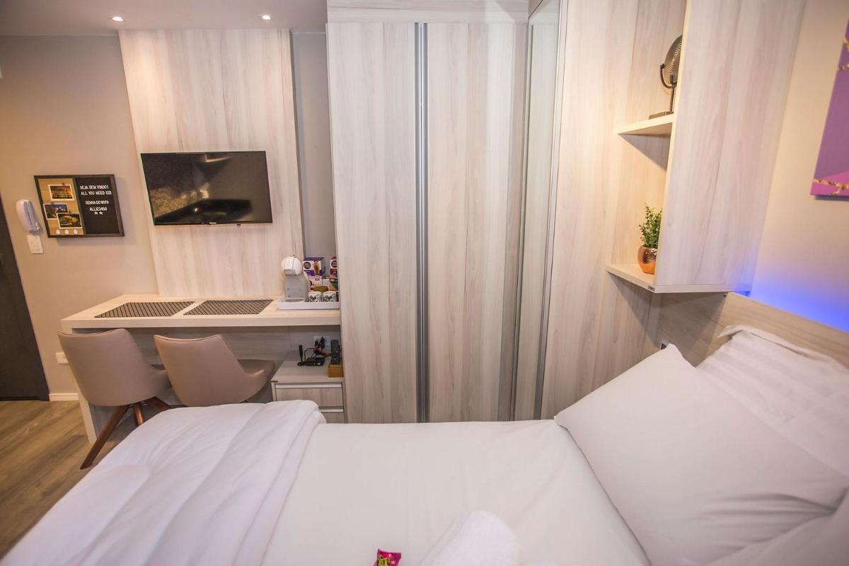 Studio Completo no Centro de Curitiba - ALL1021 - Housity