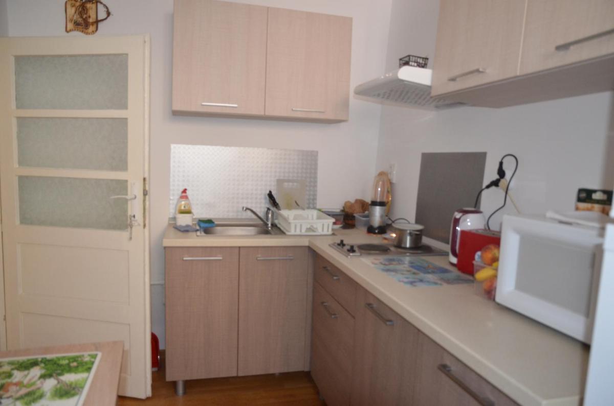 Casa cu fluturi - Housity