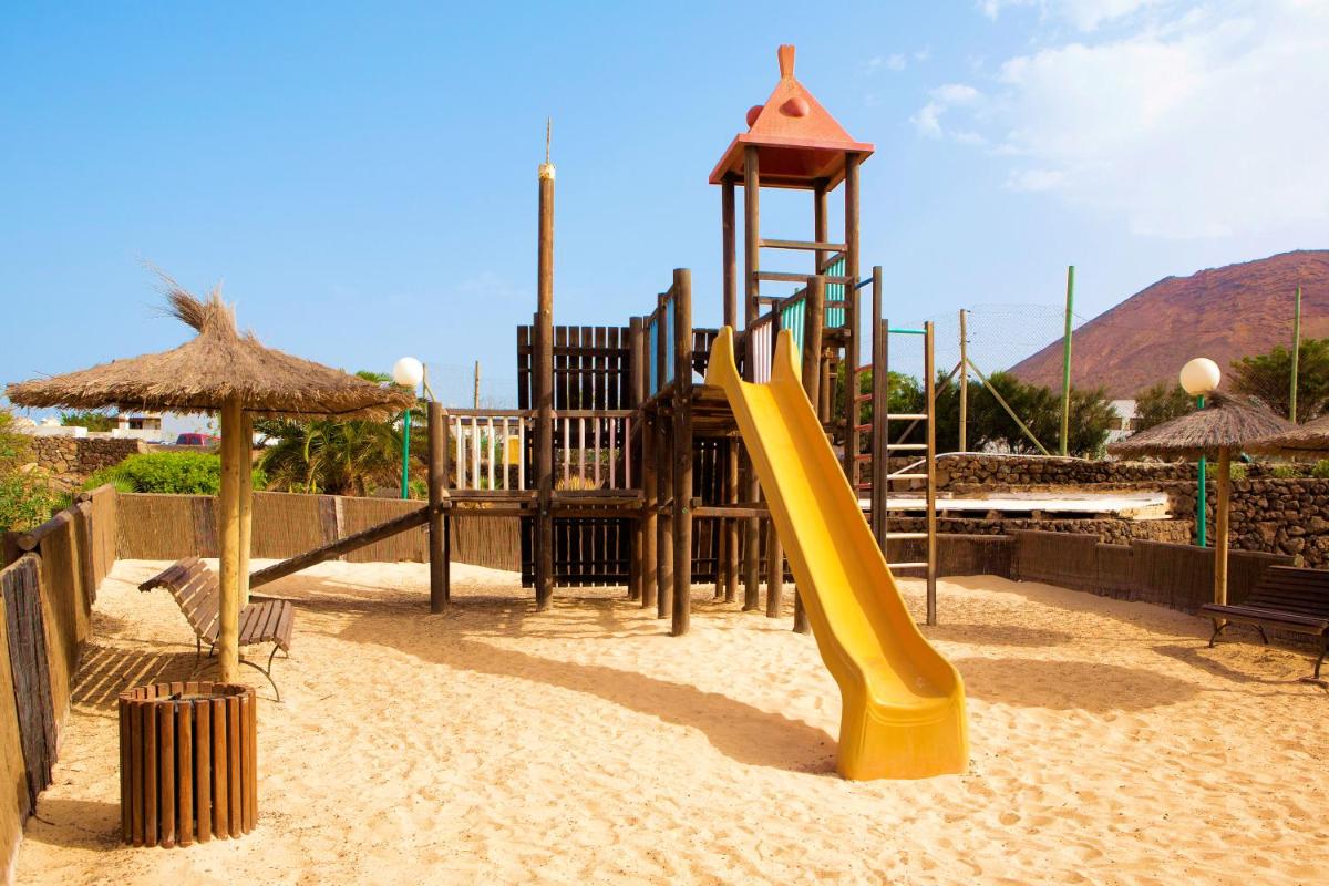 Zona de juegos infantil en SBH Hotel Royal Mónica