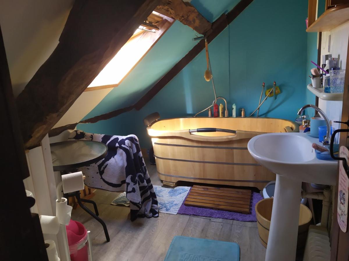 maison en granit bleue - Housity