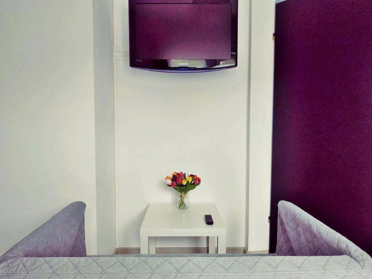Kawalerki z Kuchnią - self check in - Studios with Kitchen - Housity
