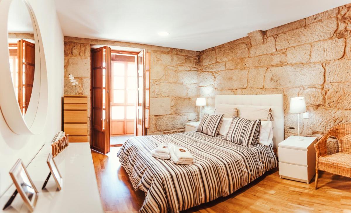 Dúplex Camino de Santiago I, II y III, Rúa Real 26 y 28, Zona Monumental, Pontevedra - Housity