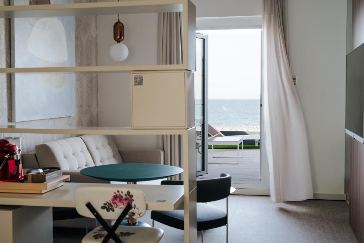 Zona de estar de Hotel Neptuno Playa & Spa