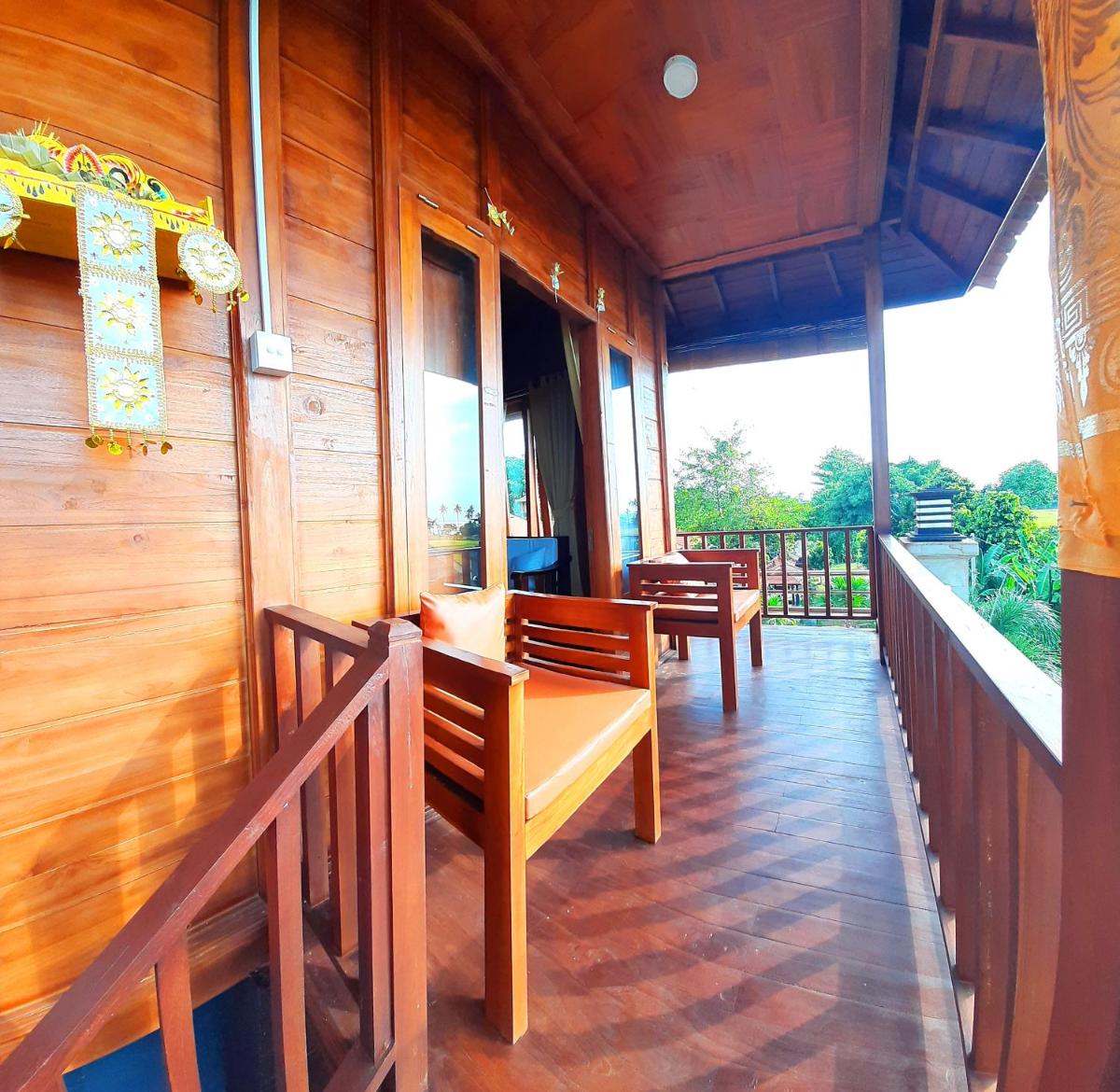 Suitetrails - Grand Raka Homestay