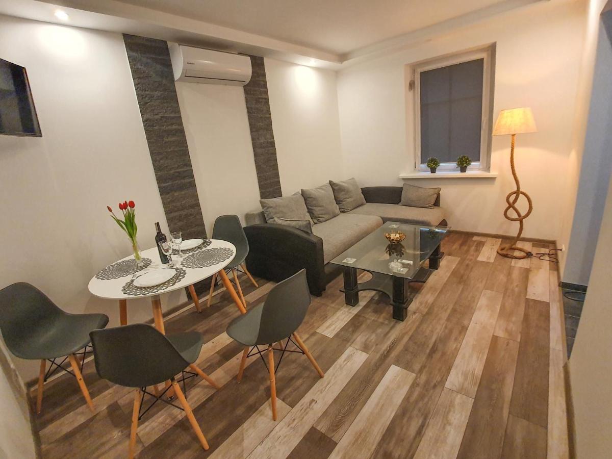 zacisze - Housity
