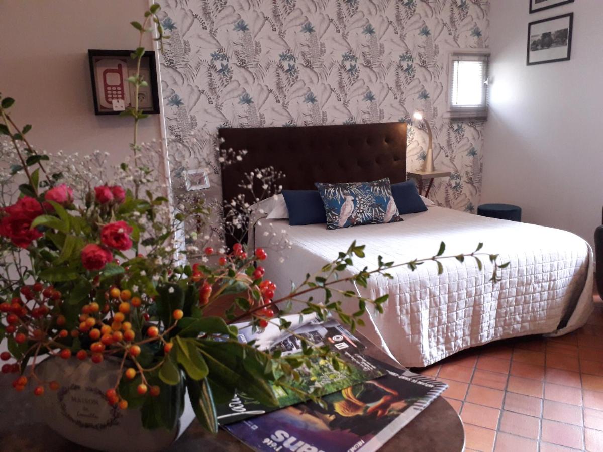Suitetrails - Logis LouisBlanc, Muraille Romaine, lit Queen-Size, Centre Ville