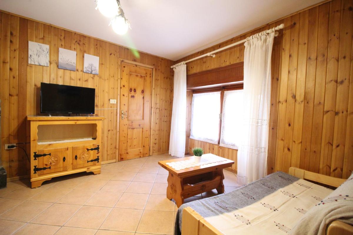 Trilocale in Centro La Marmotta - Affitti Brevi Italia - Housity