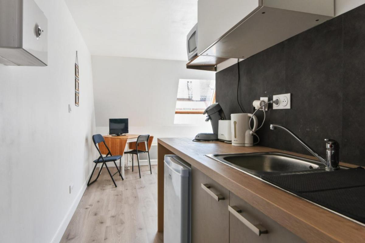 Modern studio near Lille’s city center Welkeys - Housity