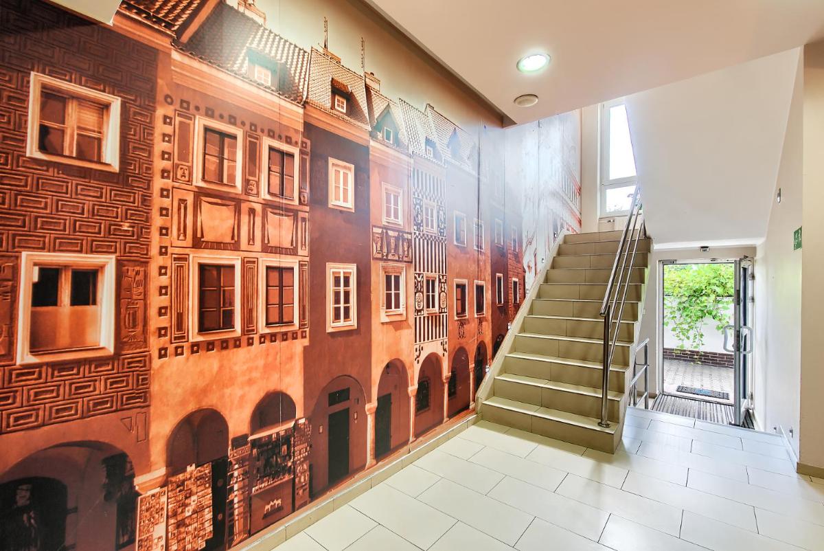 Pensjon Polska - Housity