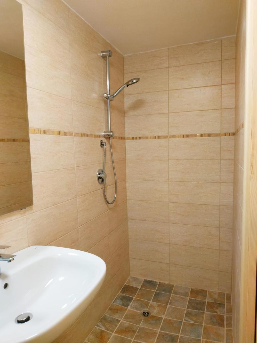 Camping Grondola - FedericoFarm - Housity