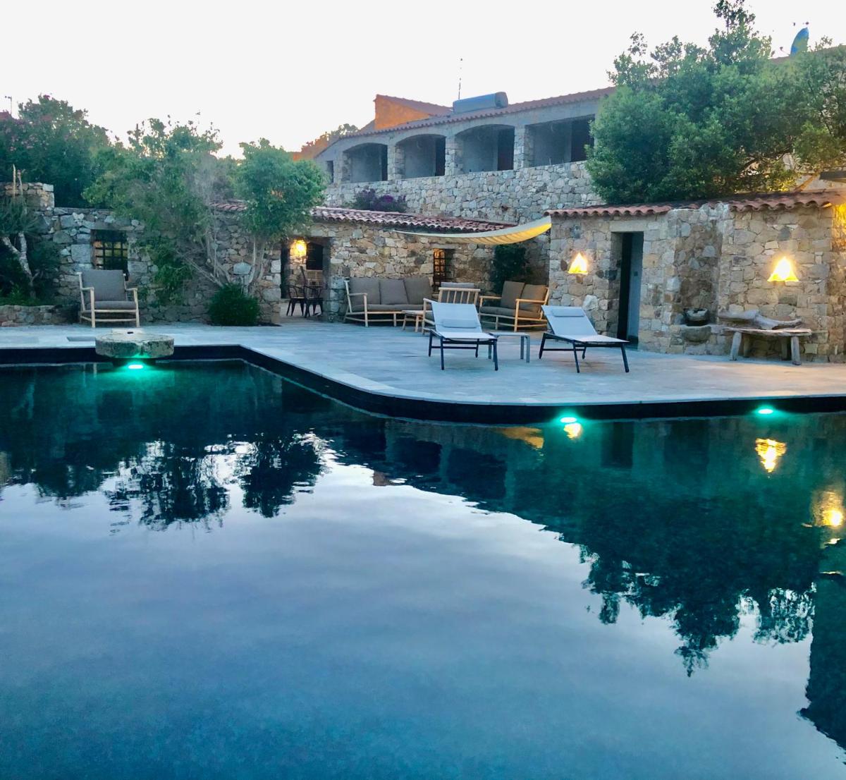 Piscine de l'établissement Hôtel Casa Rossa & Spa ou située à proximité