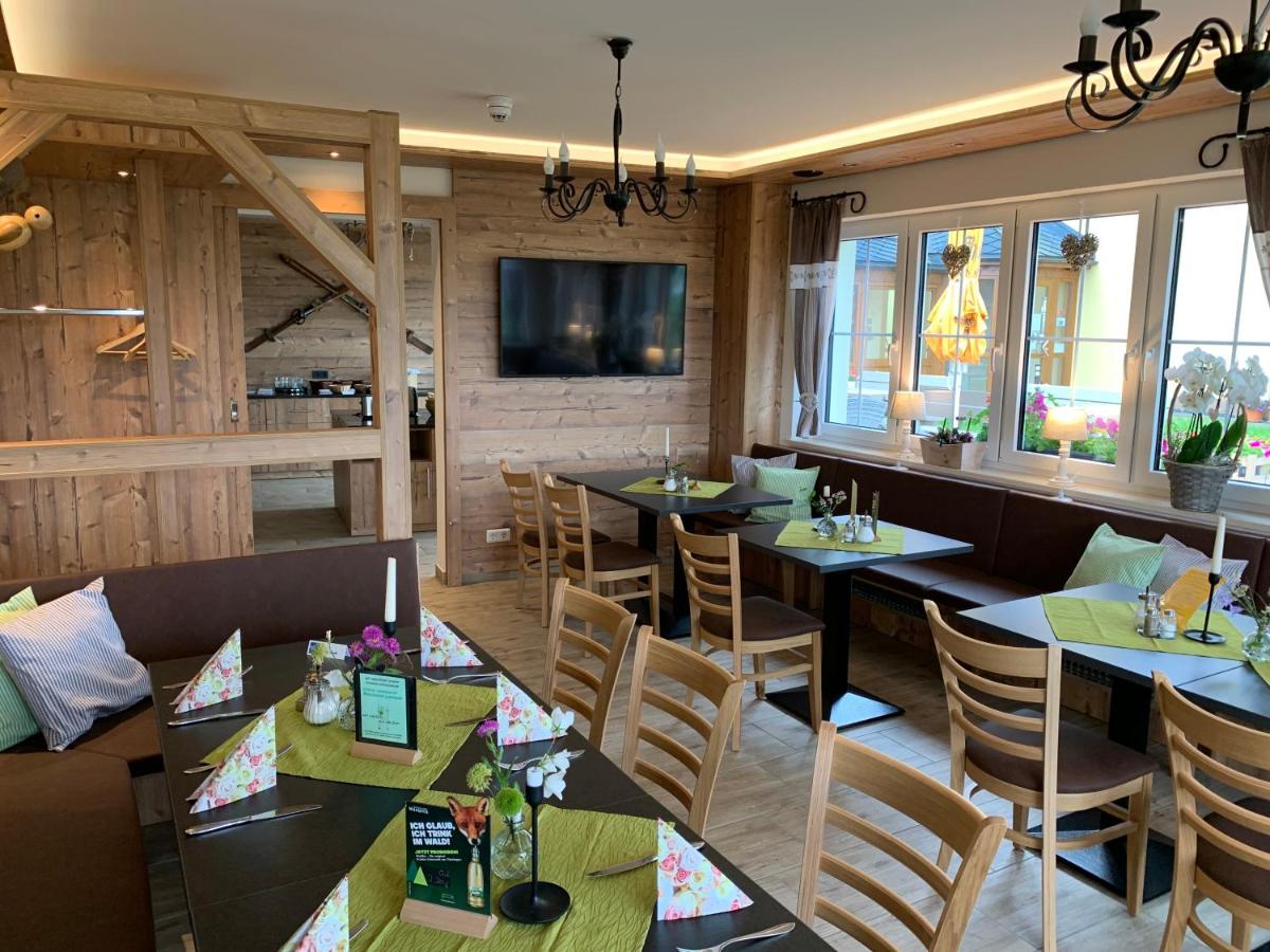 Hotel Dachsbaude & Kammbaude - Housity