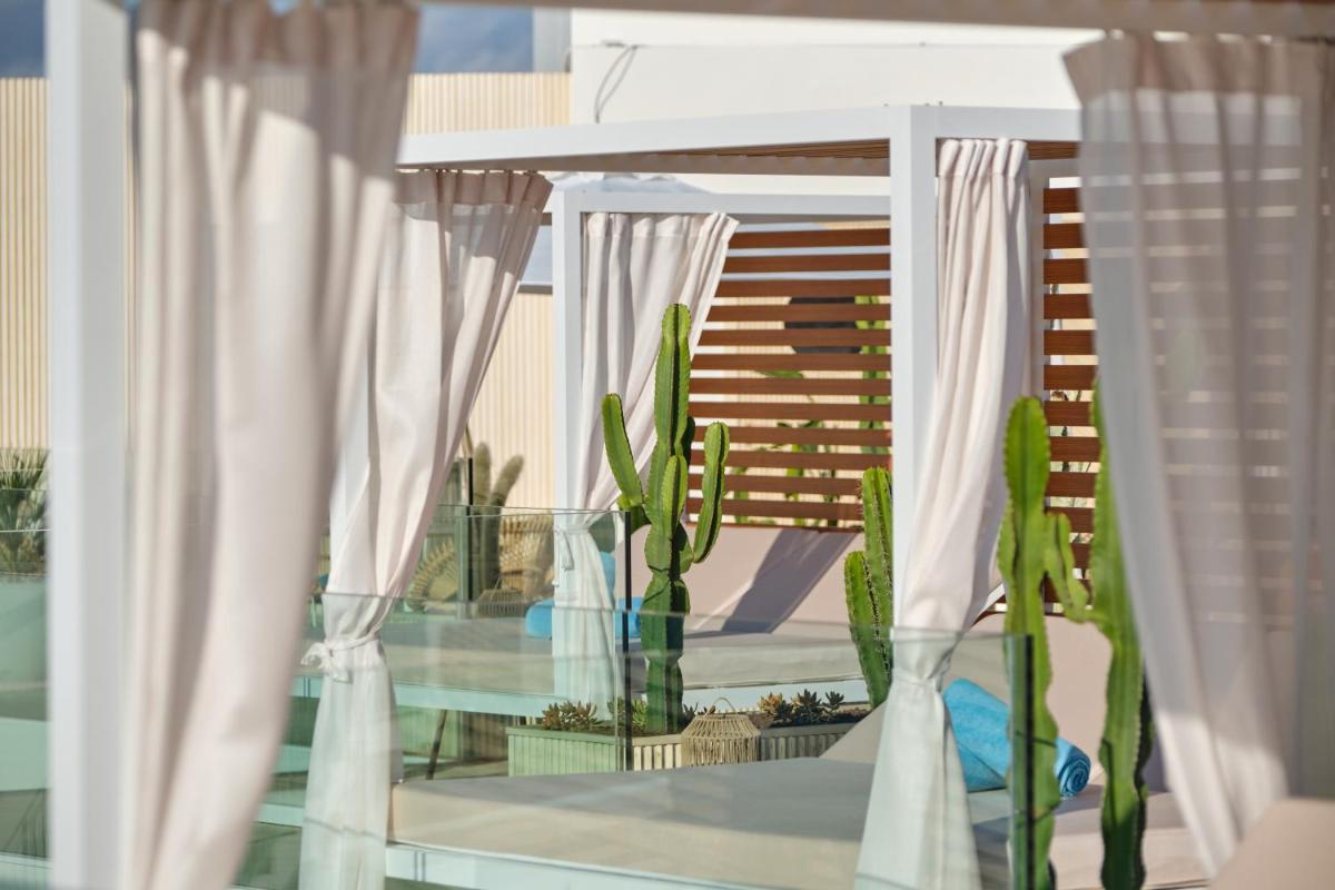 Un balcón o terraza de Hotel Villa Chiquita - Adults Only - Over 12