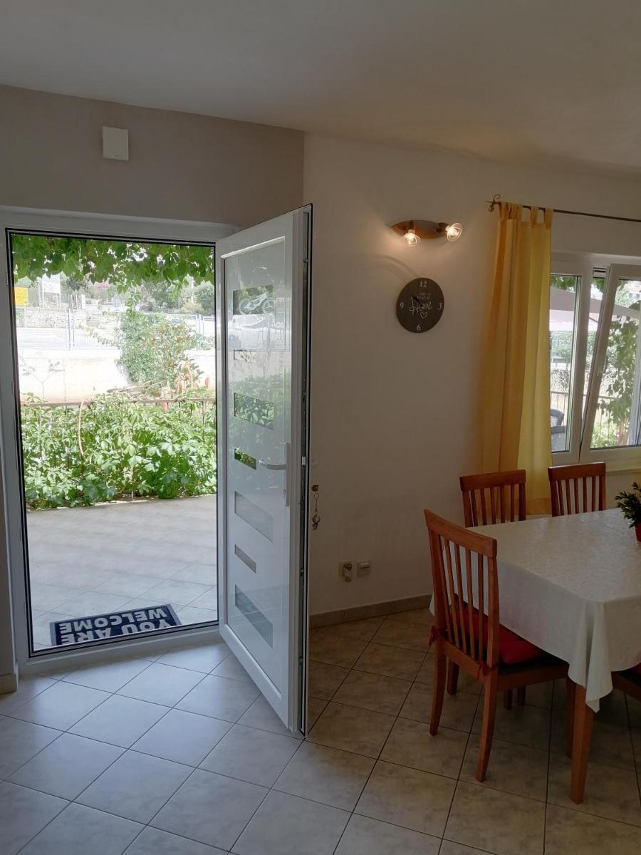 Apartments Iris - Housity