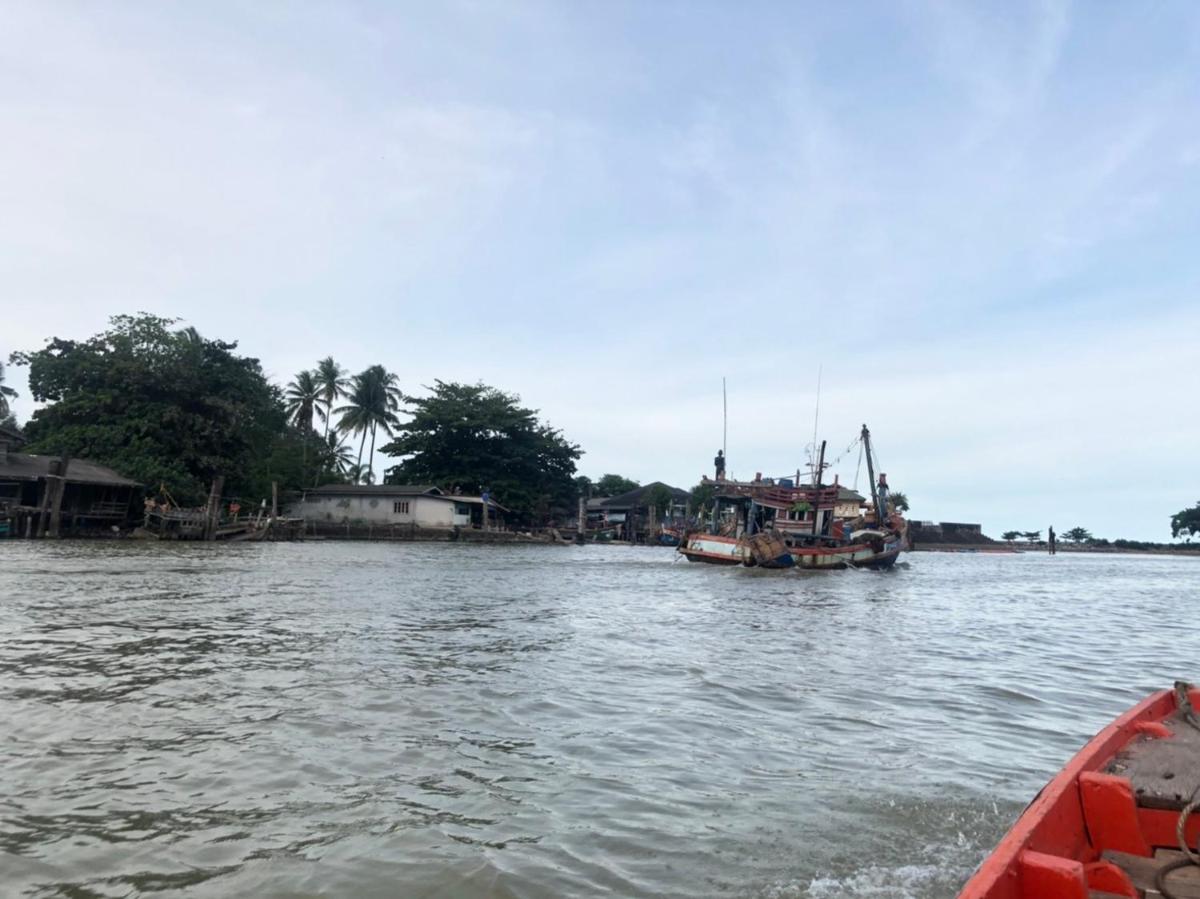 Chaiyai River Front Hotel - Housity