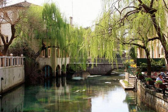 Hotel Mirella e Ristorante Bar Don Bacco - Housity