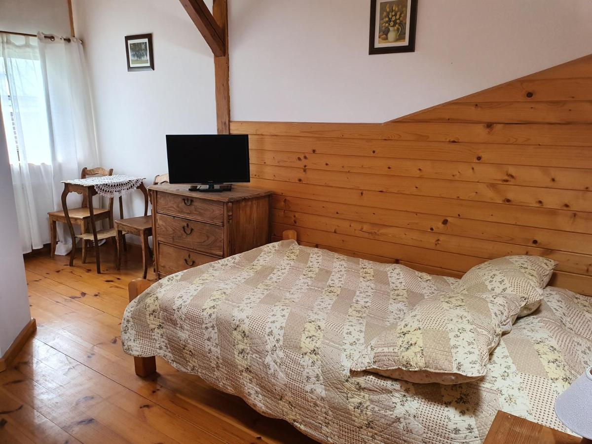 Siedlisko nad Sapiną - Housity
