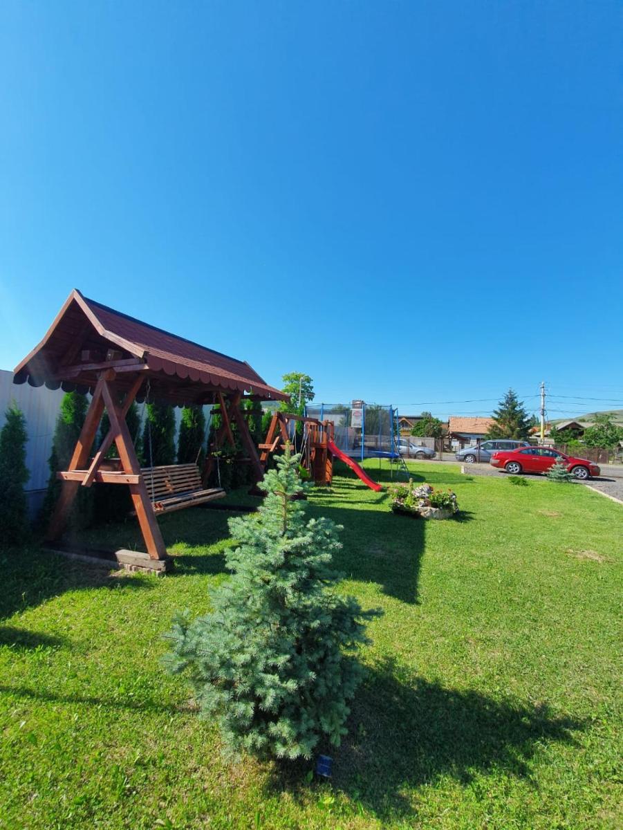 Popas Turistic Terasa Europa - Housity