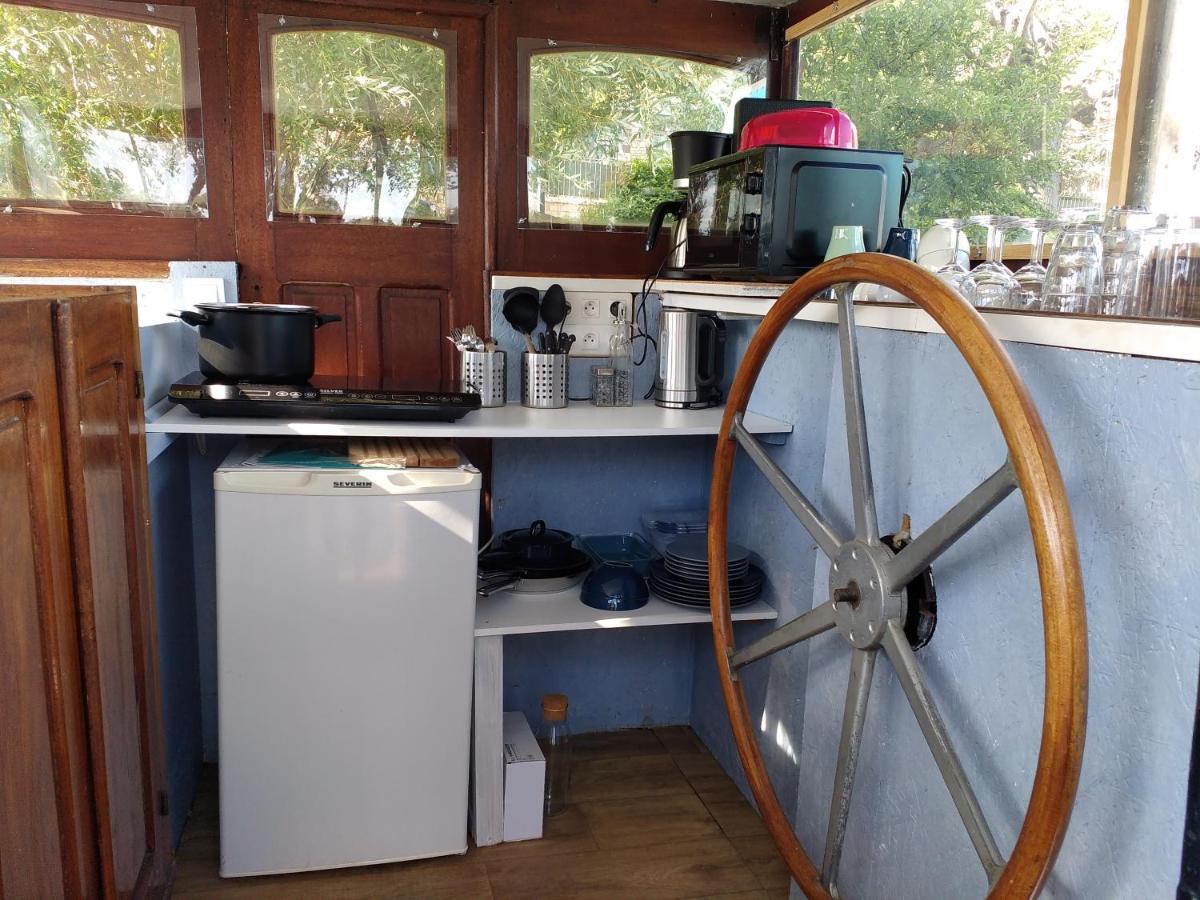 Suitetrails - Studio sur l'eau - Bateau Diva