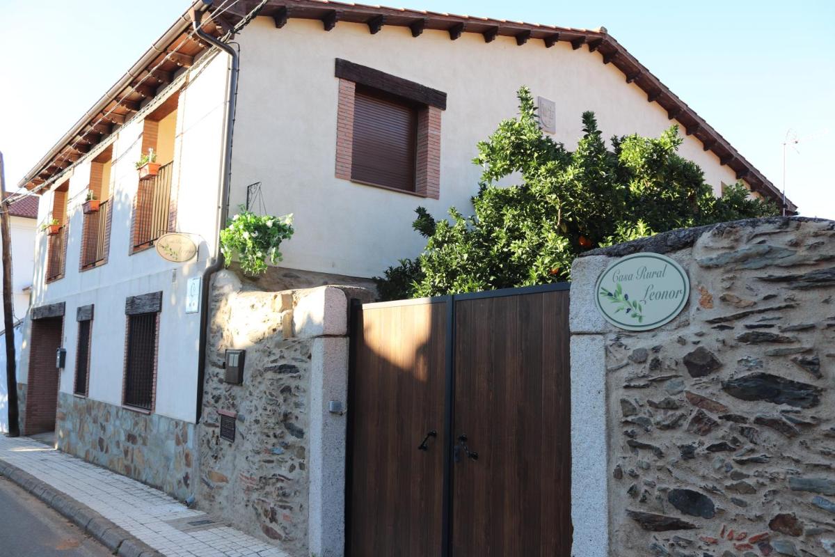 Casa Rural Leonor con piscina privada - Housity