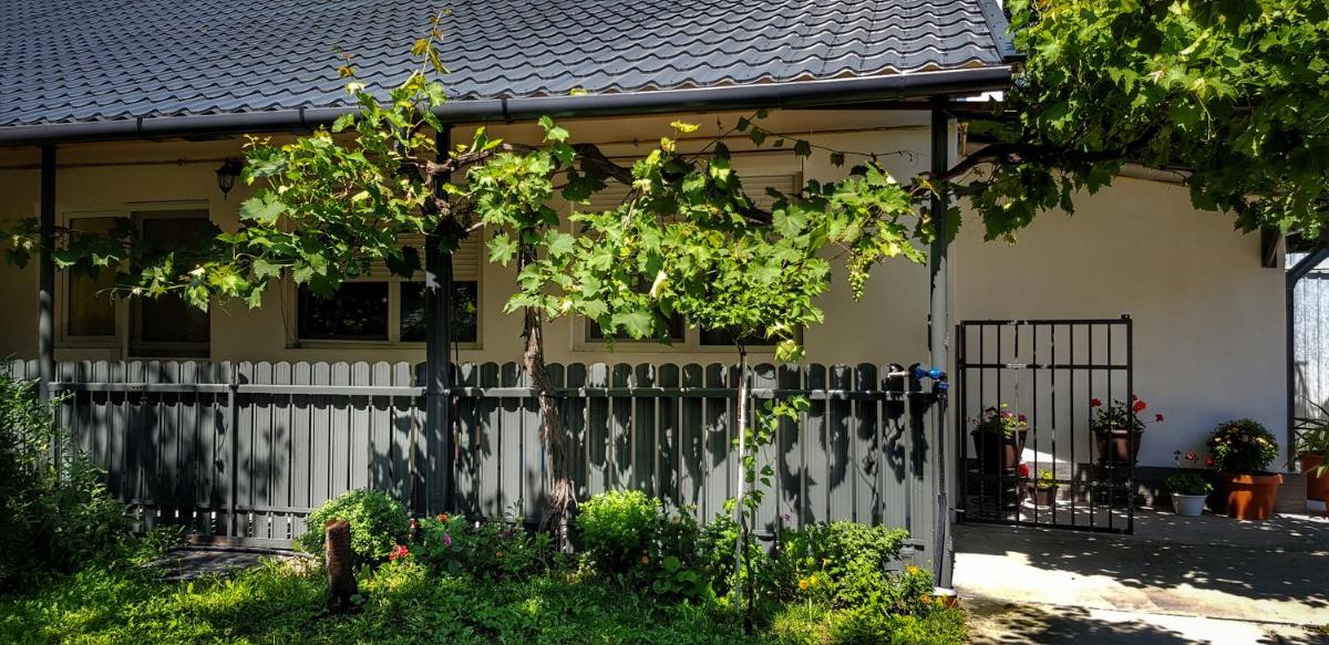 Mateas Apartament - Housity