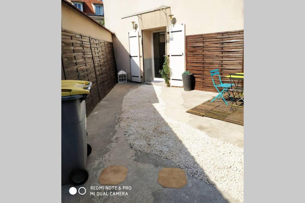 Maison Montfermeilloise entre Paris et Disneyland - Housity