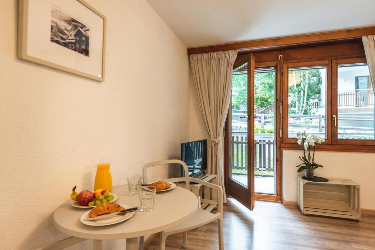 Studio Sungold - Housity