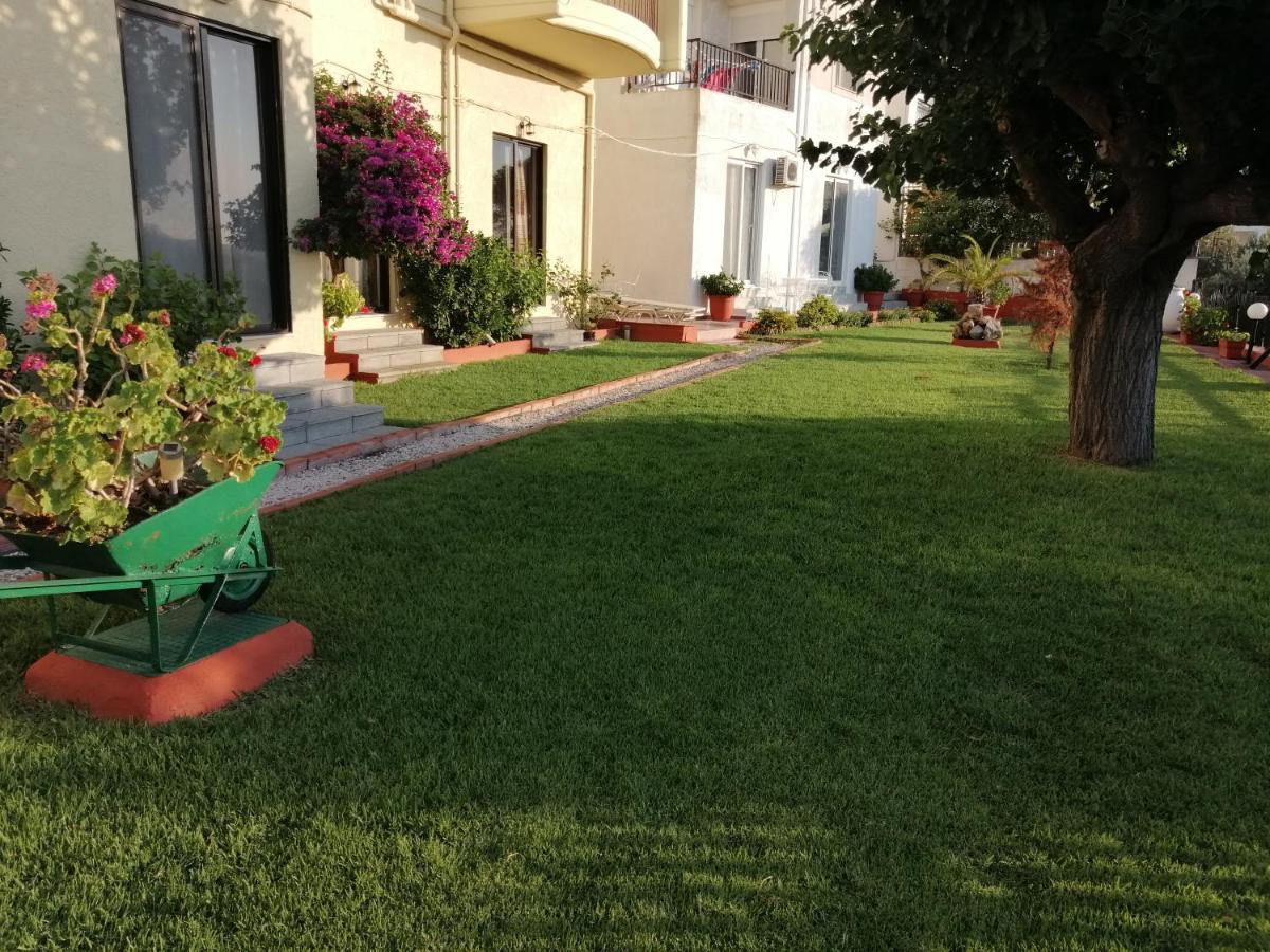 Green Garden Studios - Housity