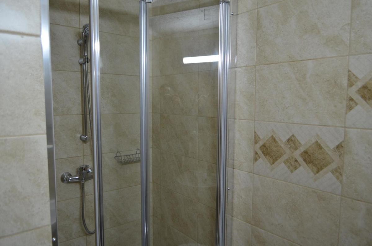 Hanul Izvorul Rece Sinaia - Housity
